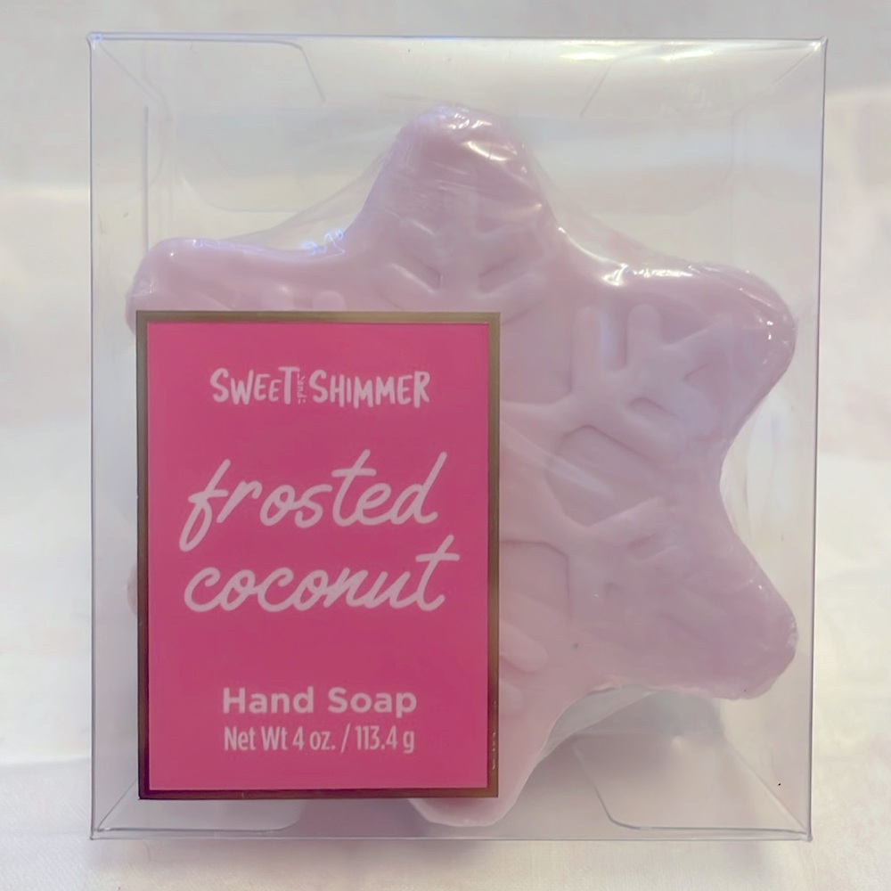 NWT Sweet & Shimmer Frosted Coconut Snowflake Hand Soap